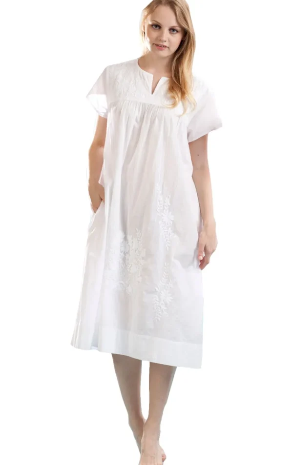 La Cera™ 100% Cotton White Embroidered Plus Size Gown Hot