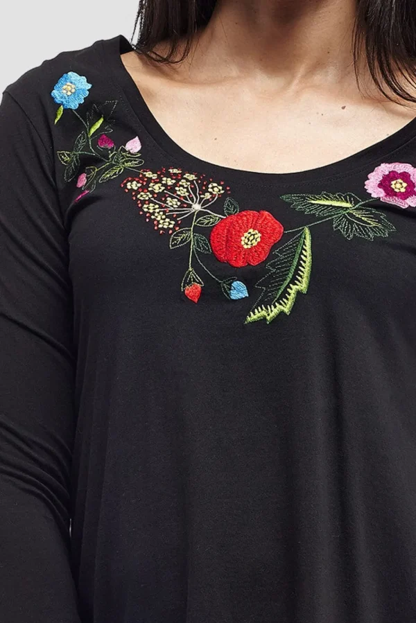 La Cera™ La Cera Floral Embroidered Top Outlet