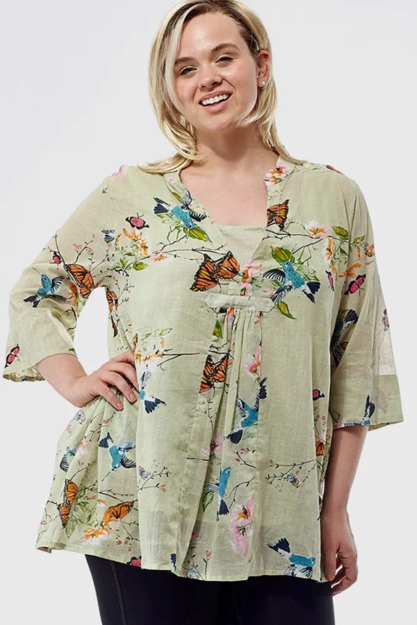 La Cera™ Plus Size Hummingbird/Butterfly Print Tunic Shop