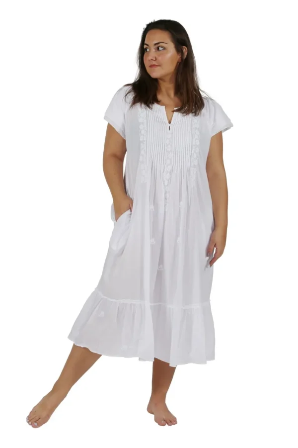 La Cera™ Plus Size La Cera Double Cap Short Sleeve Cotton Embroidered Gown Best Sale