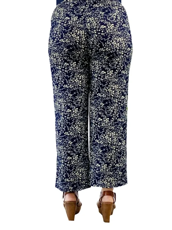 La Cera™ Plus Size La Cera Lucerne Floral Cropped Pant Outlet